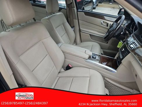 Used 2016 Mercedes-Benz E 350 4MATIC Sedan w/ Premium Package image 6