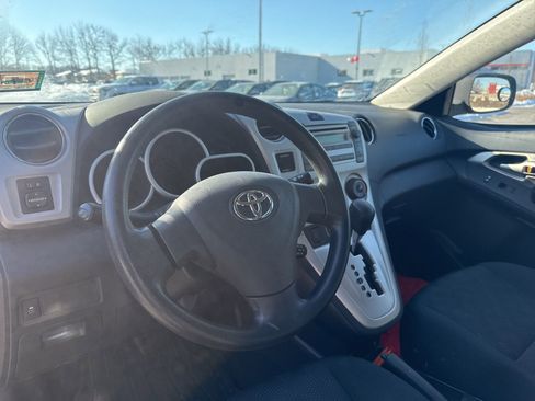 Used 2010 Toyota Matrix S image 10