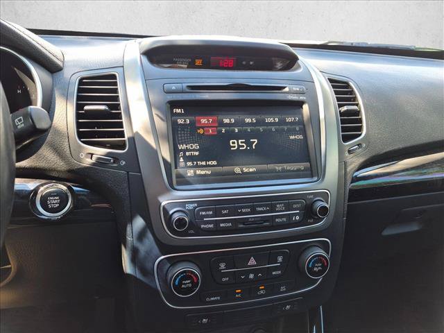Used 2015 Kia Sorento SX FWD image 10