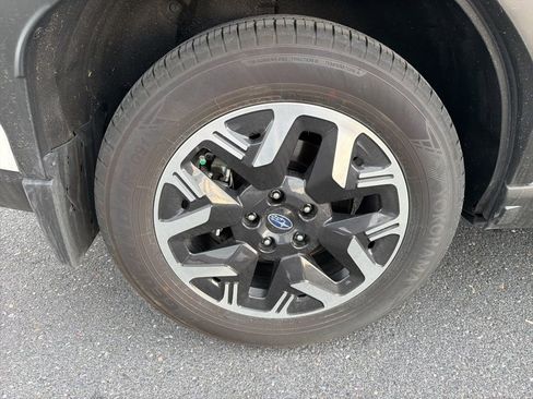 Certified 2025 Subaru Forester Premium w/ Convenience Package #2 image 11