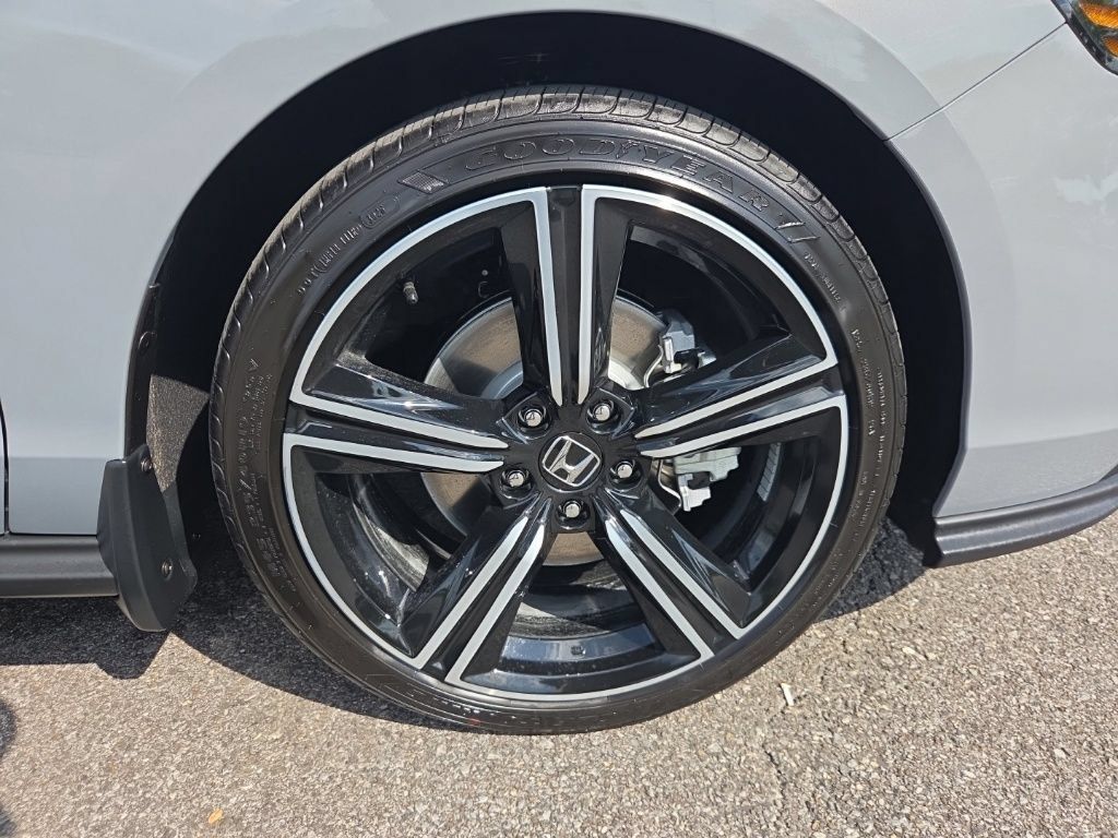 New 2026 Honda Accord Sport image 10