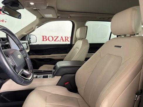 Used 2023 Ford Expedition Max Platinum RWD image 11