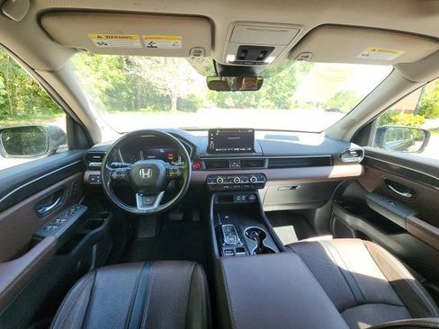 Used 2024 Honda Pilot Elite image 34