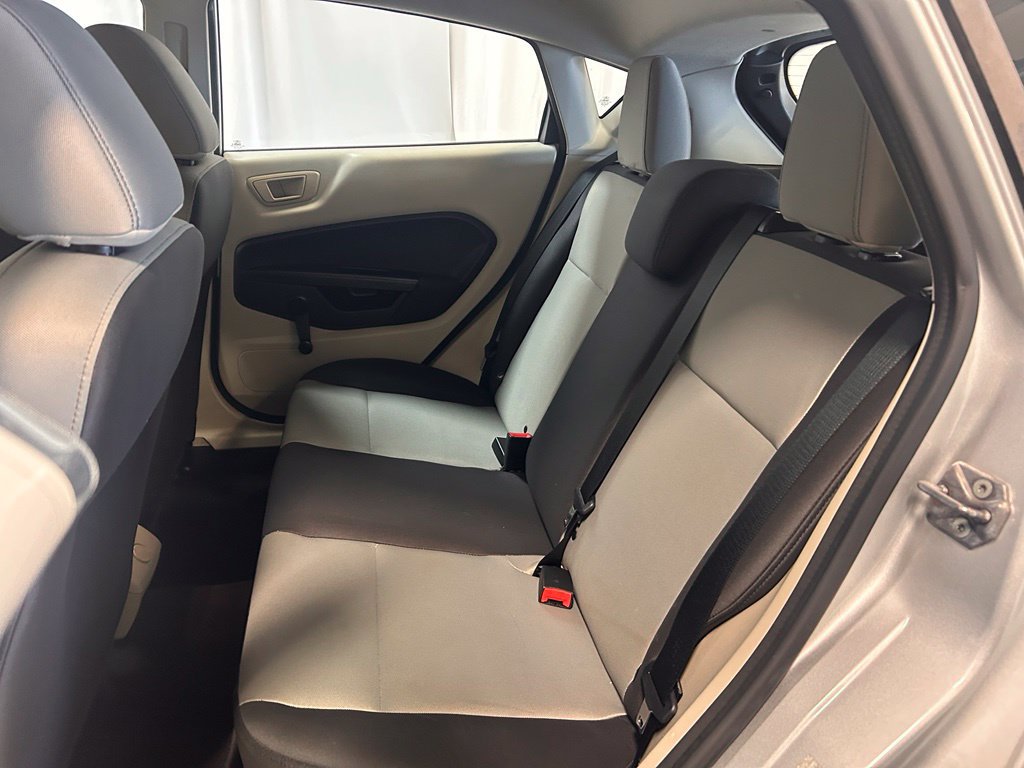 Used 2013 Ford Fiesta S FWD image 5