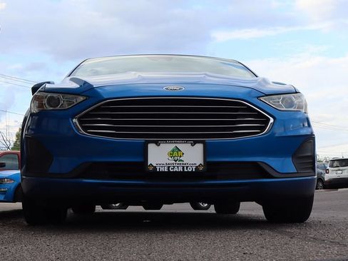 Used 2019 Ford Fusion SE FWD image 17