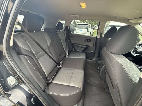 Used 2023 Nissan Rogue SV FWD image 28