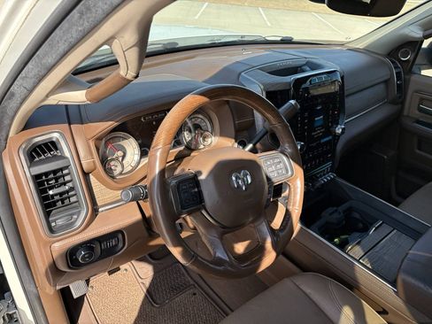 Used 2019 RAM 2500 Limited AWD/4WD image 17