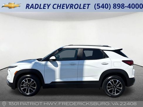 Certified 2025 Chevrolet TrailBlazer LT FWD image 14