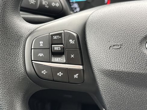 Used 2021 Ford Escape SE image 16