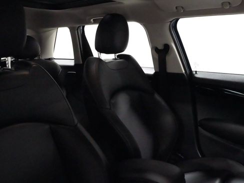 Used 2019 MINI Cooper S w/ Signature Upholstery Package image 27