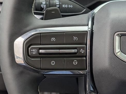 New 2026 GMC Acadia Denali Ultimate w/ LPO, Floor Liner Package AWD/4WD image 30