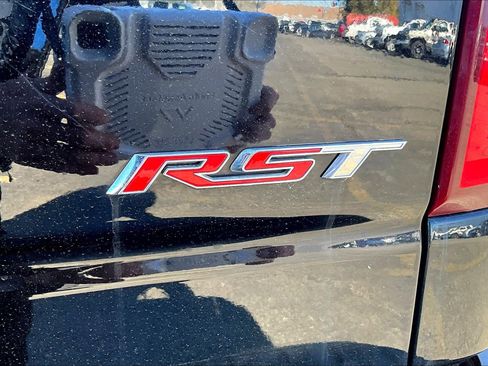 Used 2023 Chevrolet Silverado 1500 RST image 16
