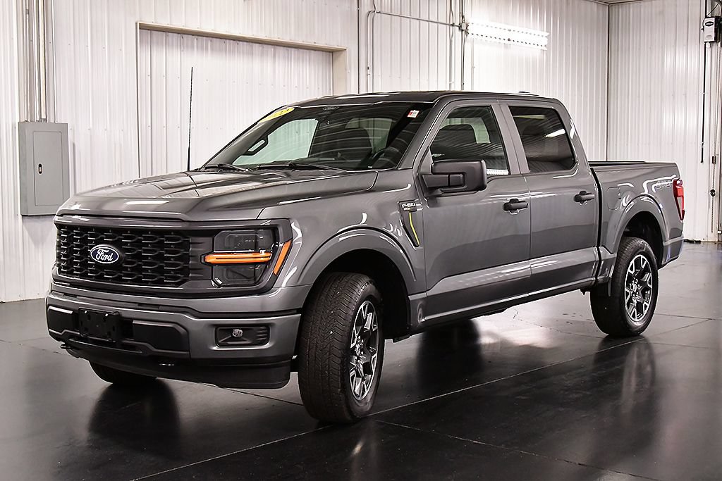 Used 2024 Ford F150 STX AWD/4WD image 3