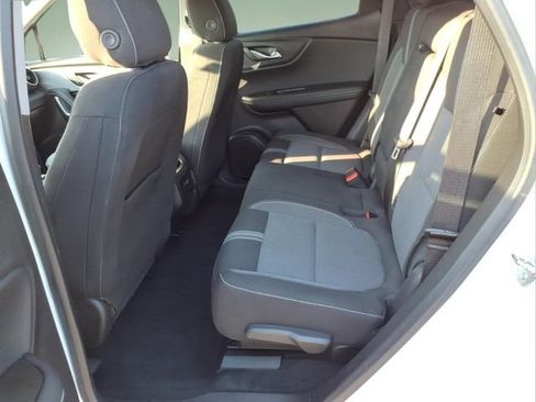 Used 2024 Chevrolet Blazer LT w/ Convenience Package FWD image 12