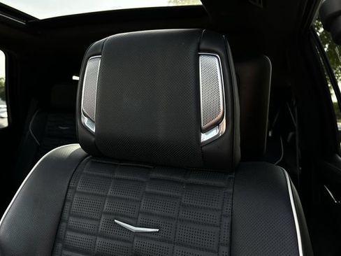 Used 2024 Cadillac Escalade Sport Platinum AWD/4WD image 29