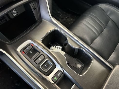 Used 2018 Honda Accord EX-L image 33