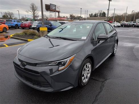 Certified 2024 Toyota Corolla LE image 3