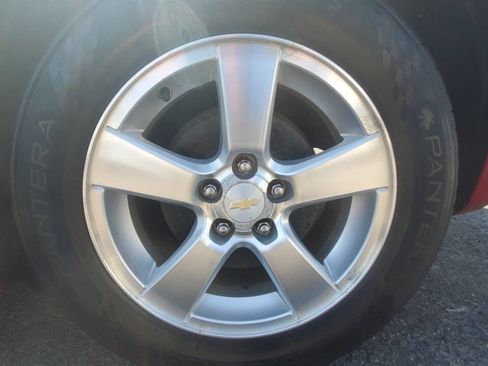 Used 2011 Chevrolet Cruze LT image 22