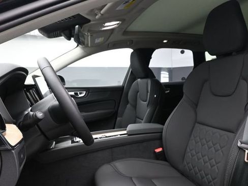 New 2026 Volvo XC60 B5 Plus w/ Climate Package AWD/4WD image 10