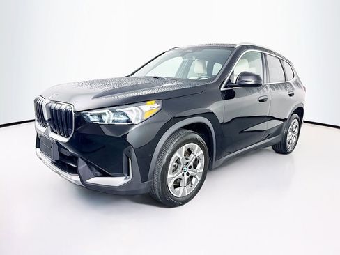 Used 2023 BMW X1 xDrive28i image 3