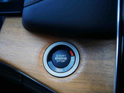 Certified 2022 Jeep Grand Cherokee Summit AWD/4WD image 30