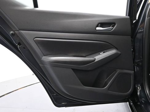 Used 2022 Nissan Altima 2.5 SV image 15