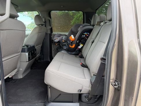 Used 2022 Ford F250 XLT w/ XLT Premium Package AWD/4WD image 7