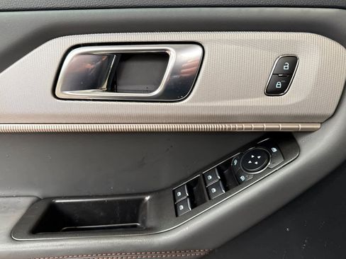 New 2026 Ford Explorer Active image 8