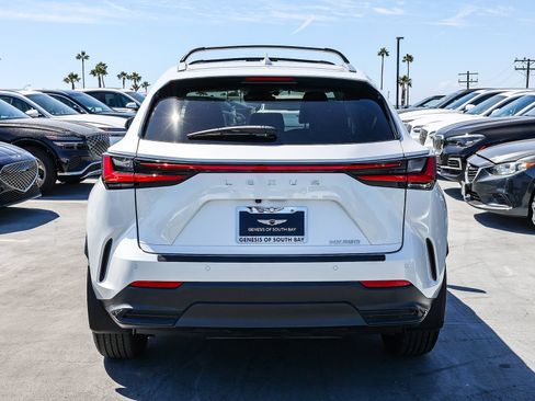 Used 2025 Lexus NX 250 FWD w/ Accessory Package (A2) image 5