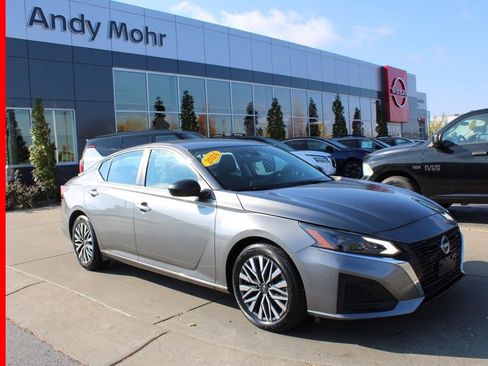 Certified 2024 Nissan Altima 2.5 SV image 1