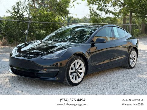 Used 2022 Tesla Model 3 RWD image 1
