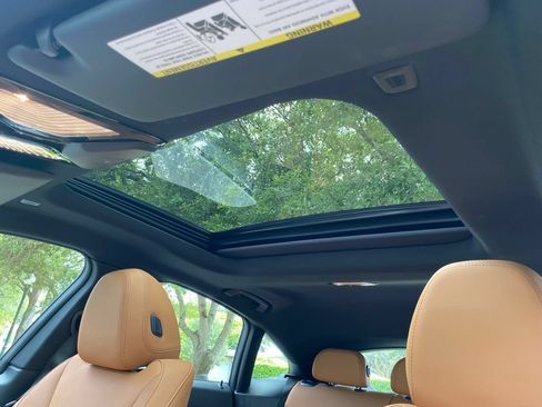 Used 2023 BMW i4 eDrive40 RWD image 15