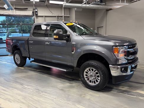 Used 2021 Ford F250 XLT w/ XLT Premium Package AWD/4WD image 31
