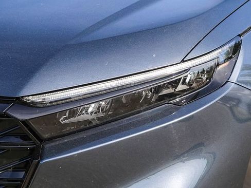 Used 2023 Honda CR-V Sport Touring image 8