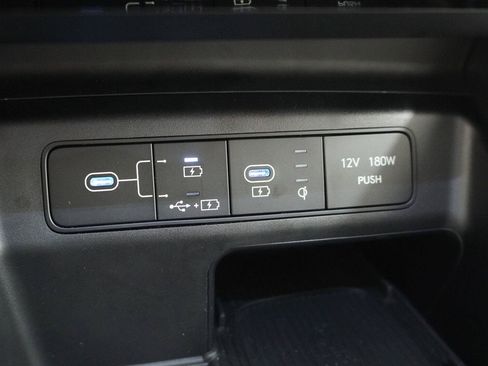 Used 2025 Hyundai Tucson SEL FWD image 17