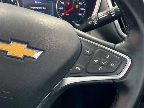 Used 2024 Chevrolet Equinox LT AWD/4WD image 9