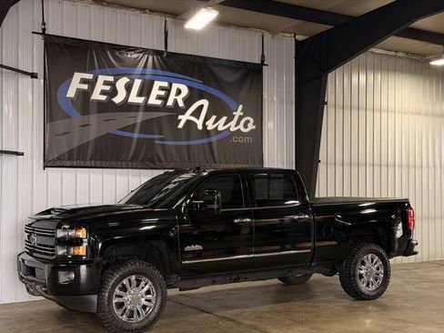 Used 2017 Chevrolet Silverado 2500 High Country w/ Duramax Plus Package AWD/4WD image 33
