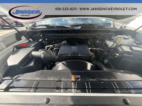 Used 2025 Chevrolet Silverado 2500 LT AWD/4WD image 29