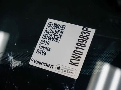 Certified 2019 Toyota RAV4 XLE image 30