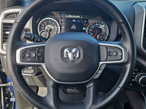 Used 2022 RAM 1500 Big Horn AWD/4WD image 11