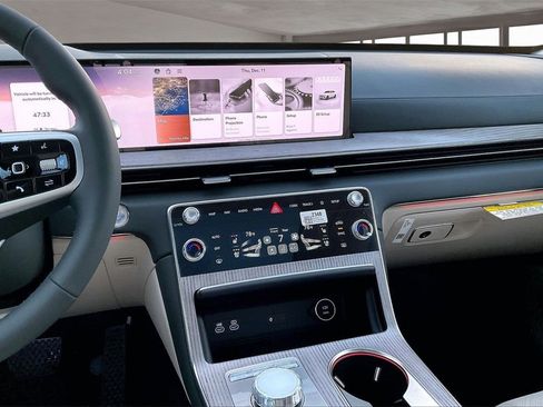 New 2026 Genesis GV80 2.5T Advanced image 6