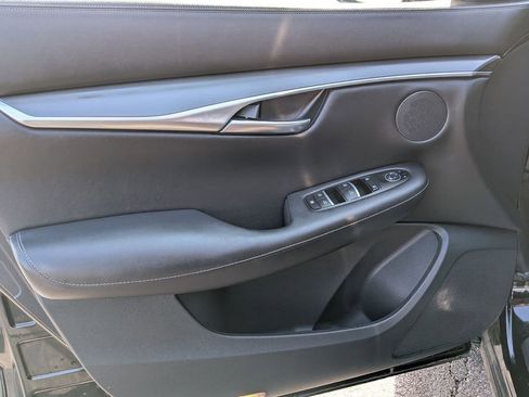 Used 2025 INFINITI QX50 Pure AWD/4WD image 9
