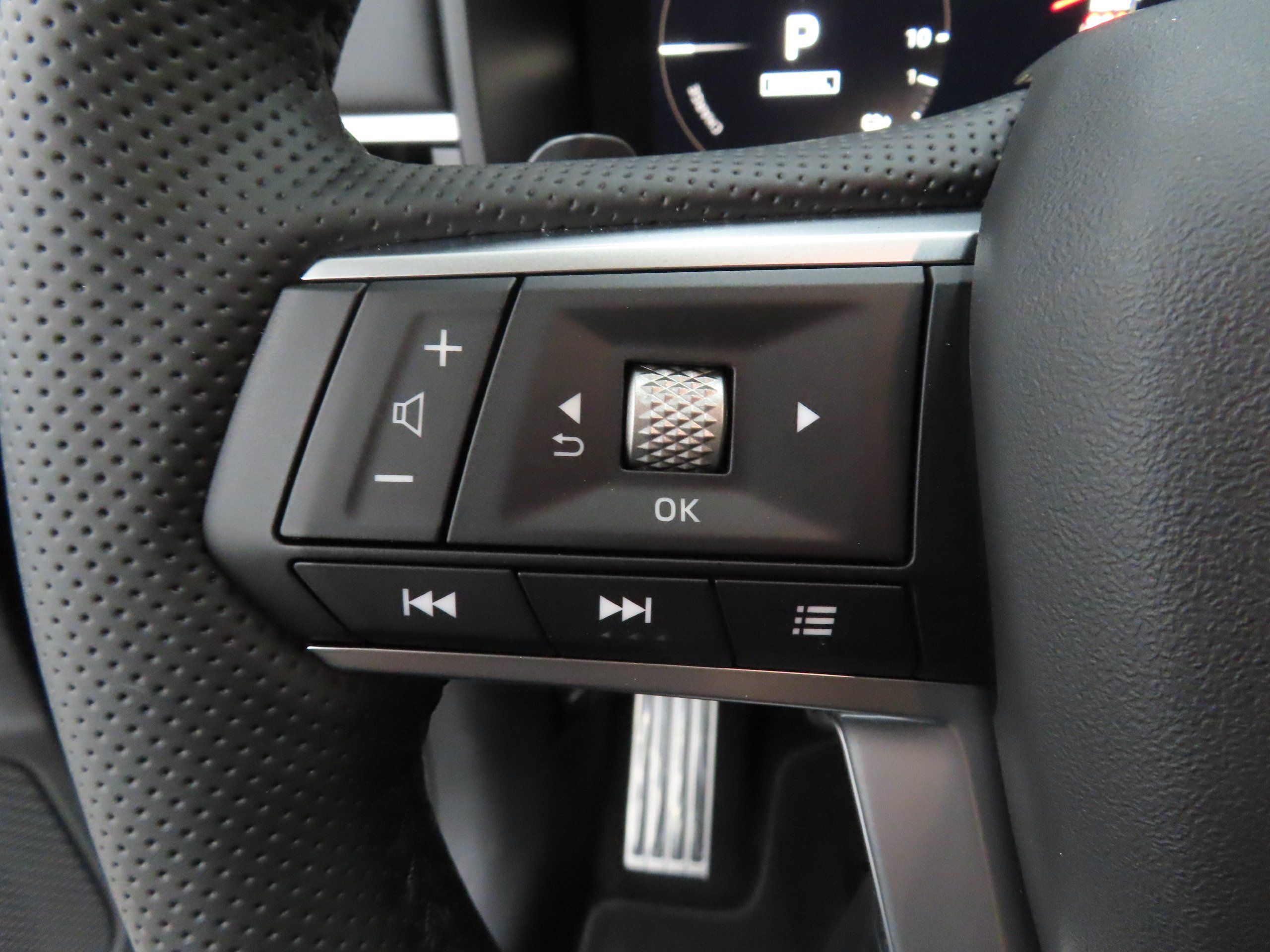 New 2026 Mitsubishi Outlander SEL AWD/4WD image 13