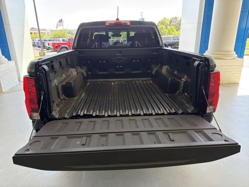 New 2026 Chevrolet Colorado LT image 18