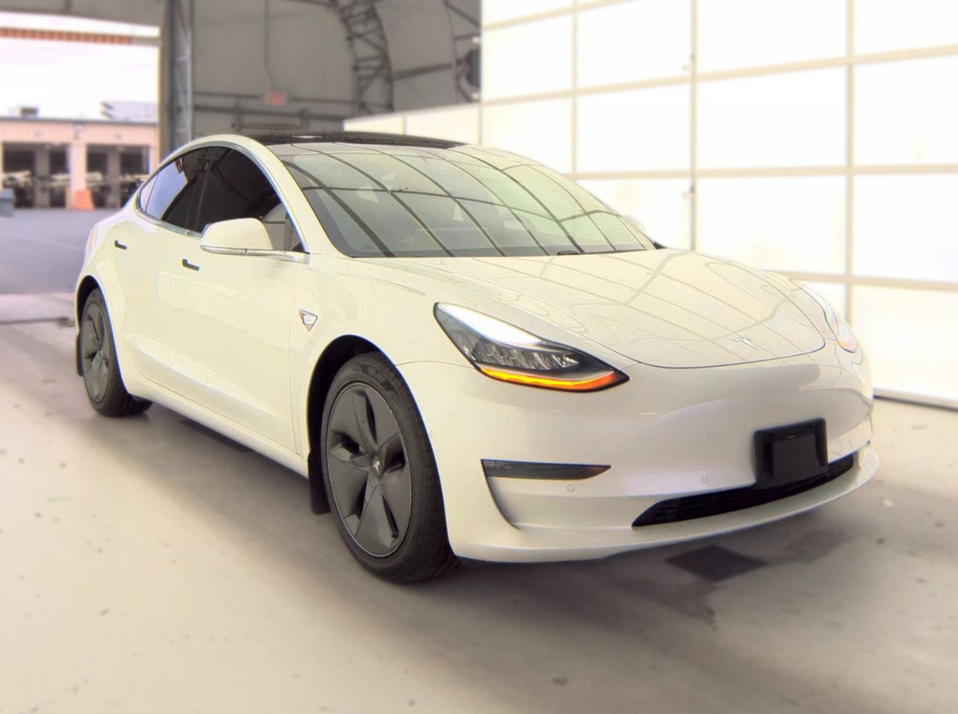 Used 2020 Tesla Model 3 Long Range AWD/4WD image 3