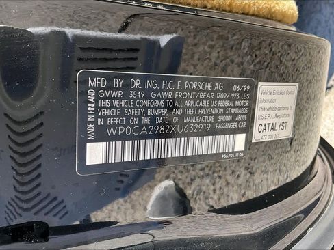 Used 1999 Porsche Boxster image 30