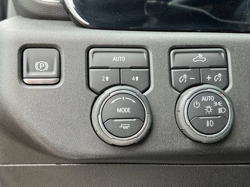 Used 2026 Chevrolet Silverado 1500 RST AWD/4WD image 21