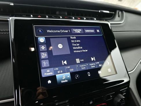 New 2025 Jeep Grand Cherokee Altitude AWD/4WD image 33