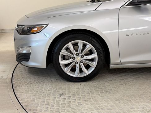 Used 2021 Chevrolet Malibu LT FWD image 12