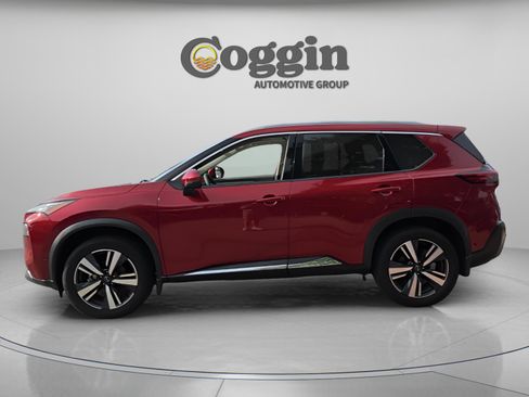 Used 2023 Nissan Rogue SL w/ SL Premium Package FWD image 2